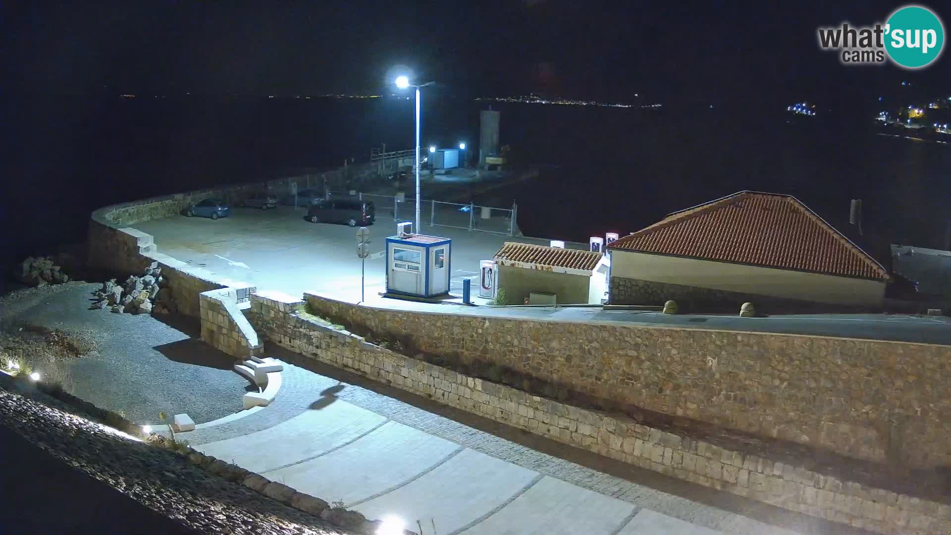 Senj Hafen Webcam – Wellenbrecher & Leuchtturm Liveblick