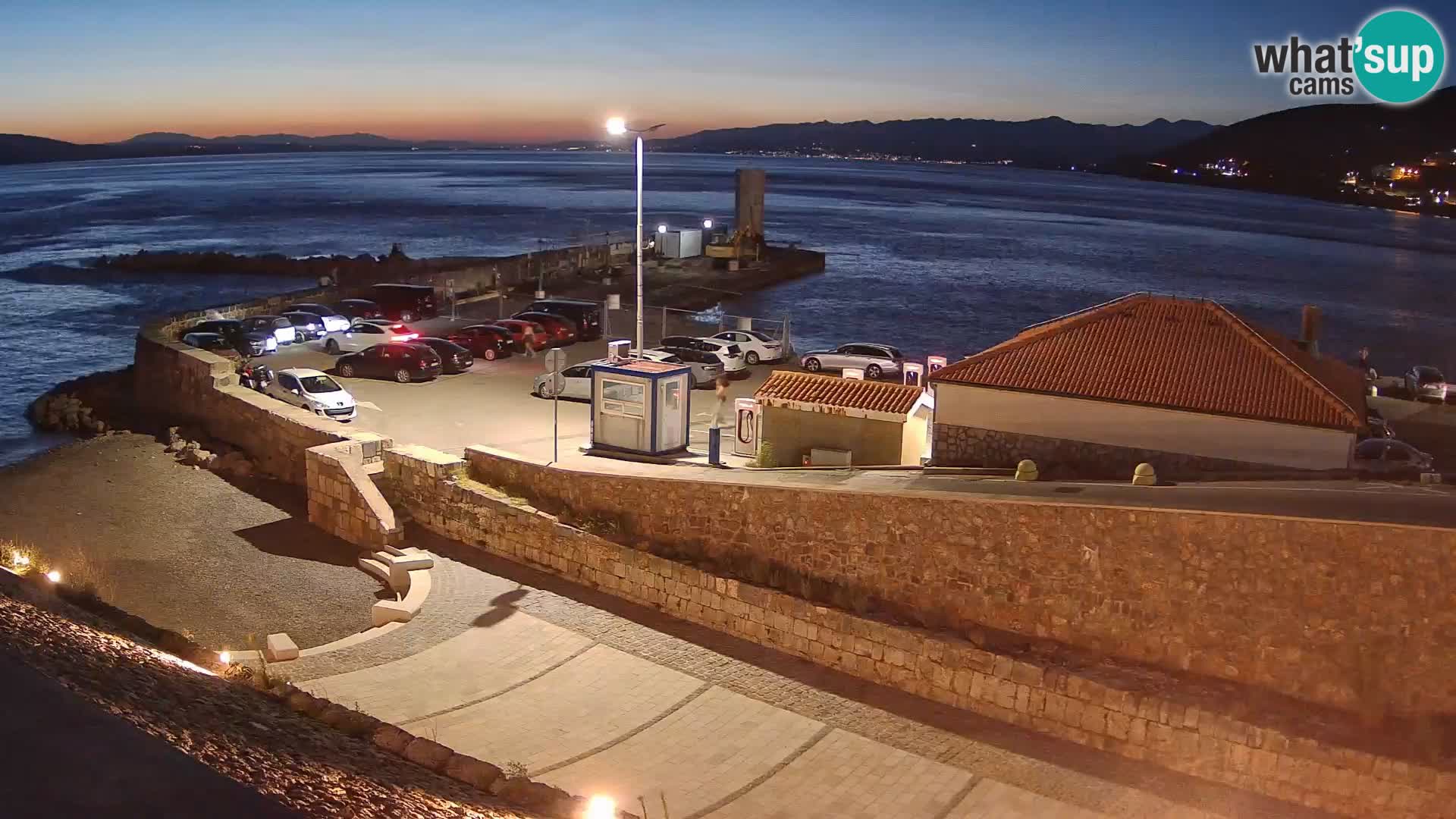 Webcam Porto di Segna – Frangiflutti e Faro in diretta
