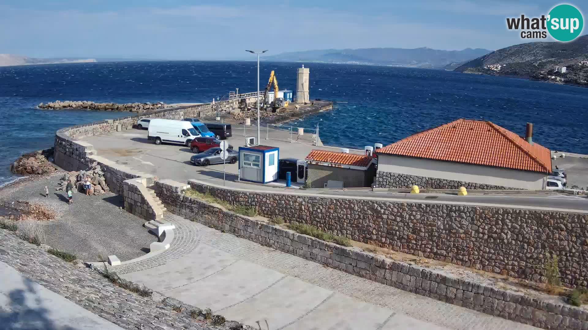 Webcam port de Senj – Vue sur la jetée et le phare