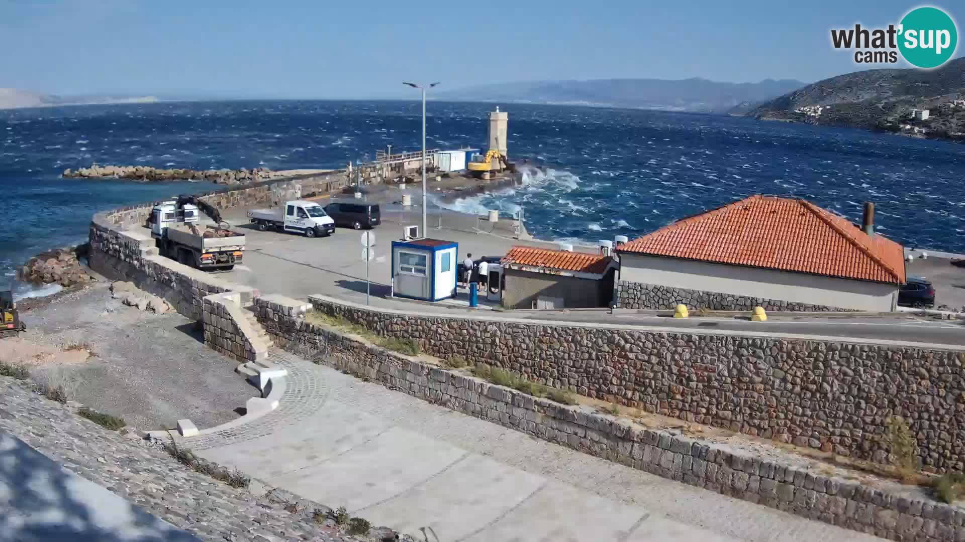 Webcam Porto di Segna – Frangiflutti e Faro in diretta