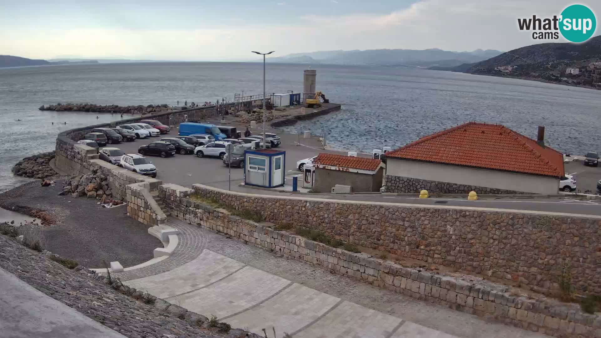 Webcam Porto di Segna – Frangiflutti e Faro in diretta