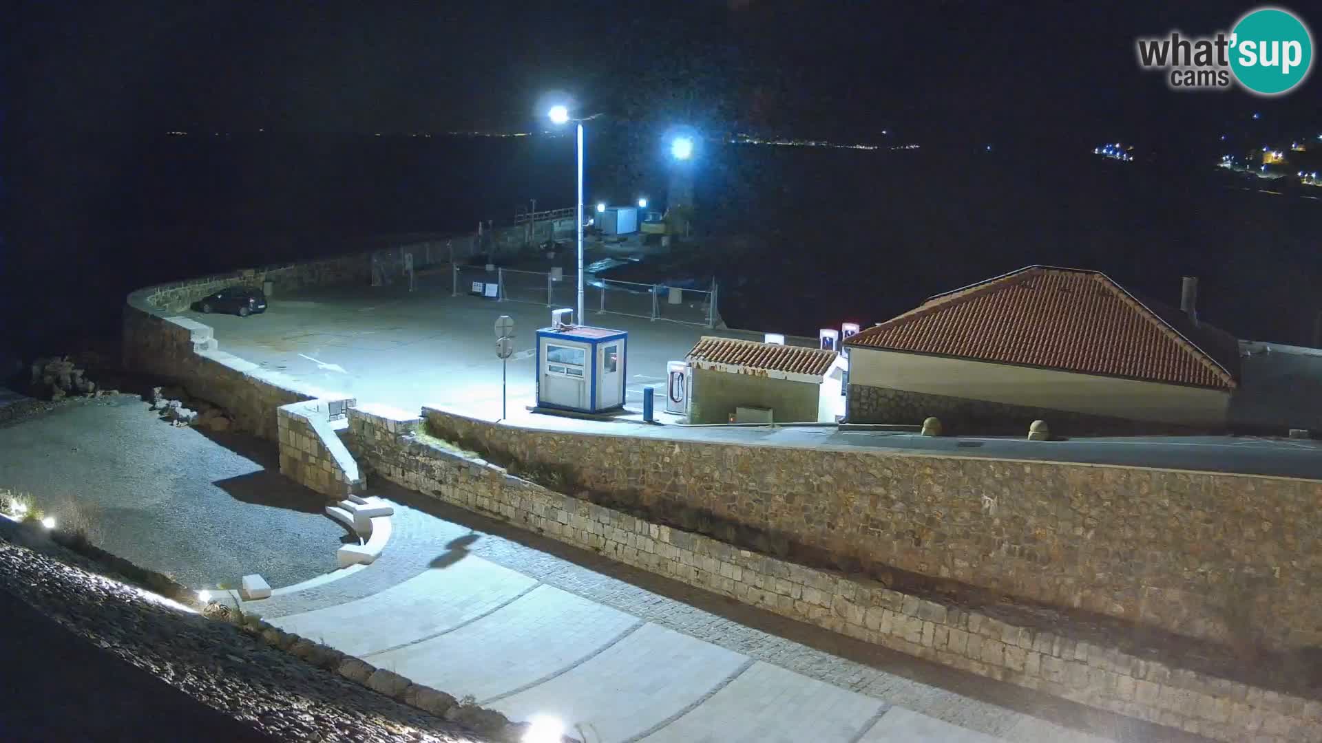Webcam puerto de Senj – Rompeolas y faro en directo
