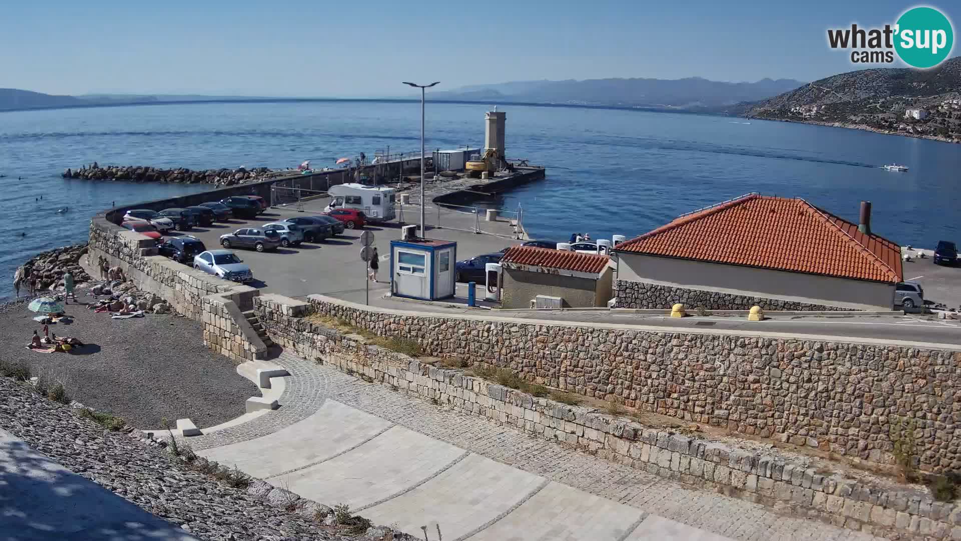 Webcam port de Senj – Vue sur la jetée et le phare