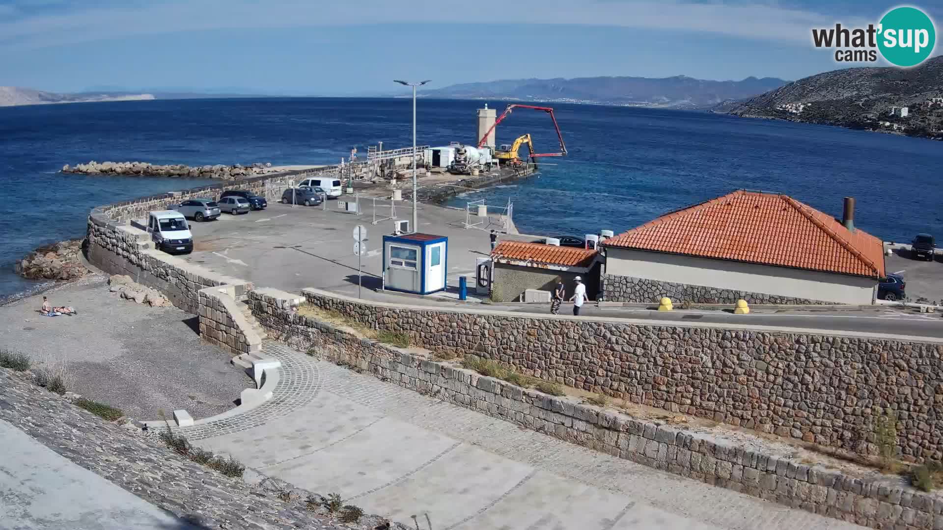 Senj Hafen Webcam – Wellenbrecher & Leuchtturm Liveblick