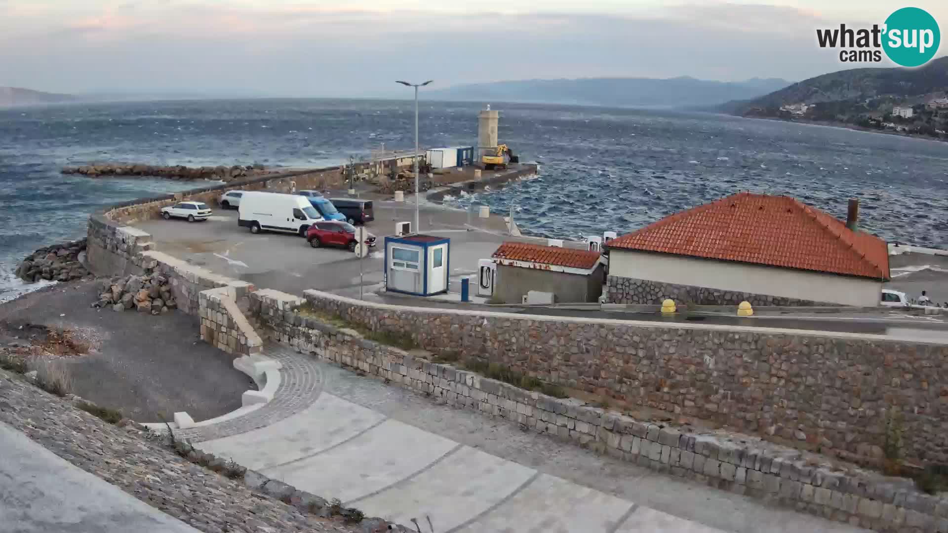 Webcam Porto di Segna – Frangiflutti e Faro in diretta