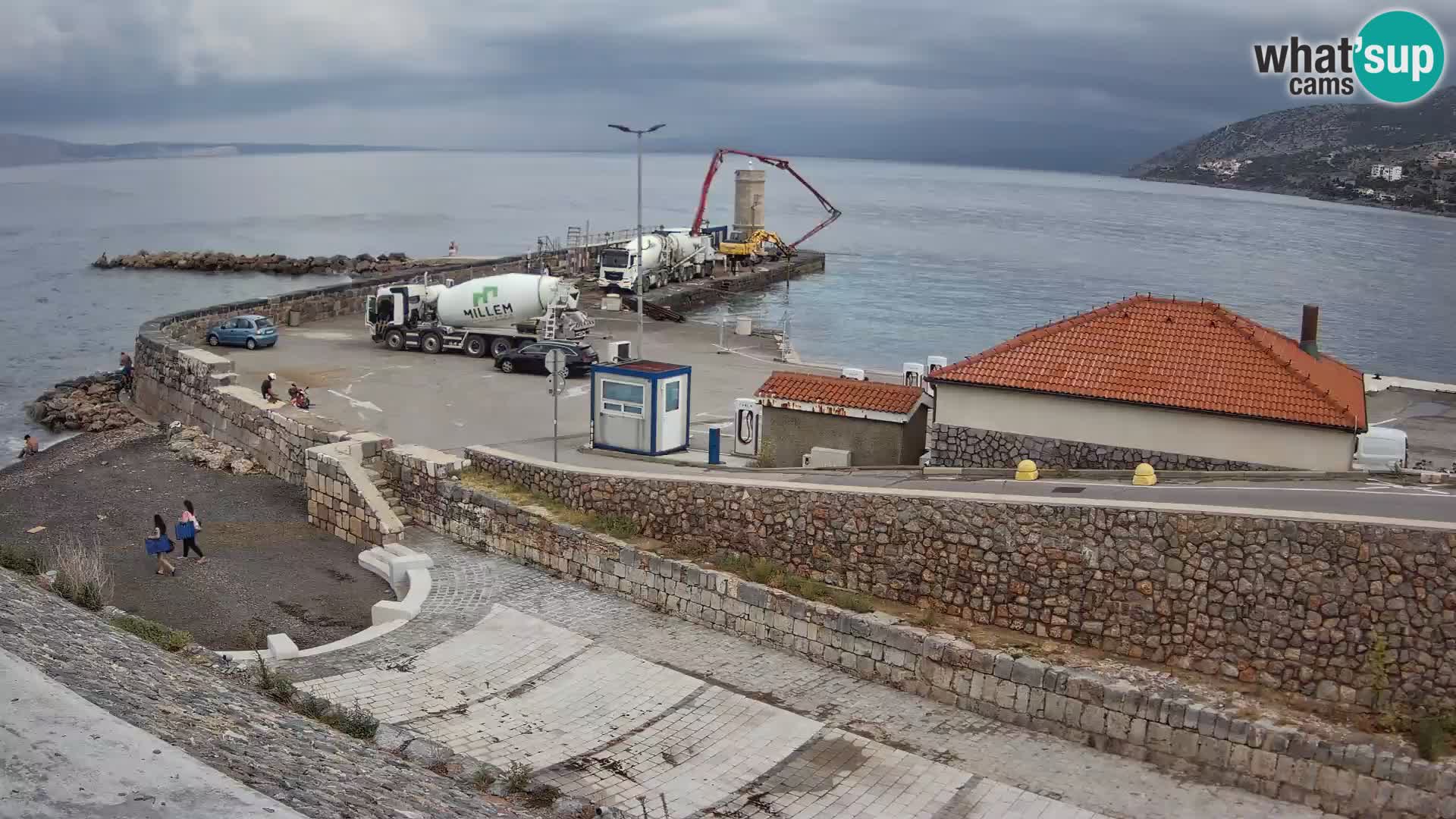 Webcam puerto de Senj – Rompeolas y faro en directo