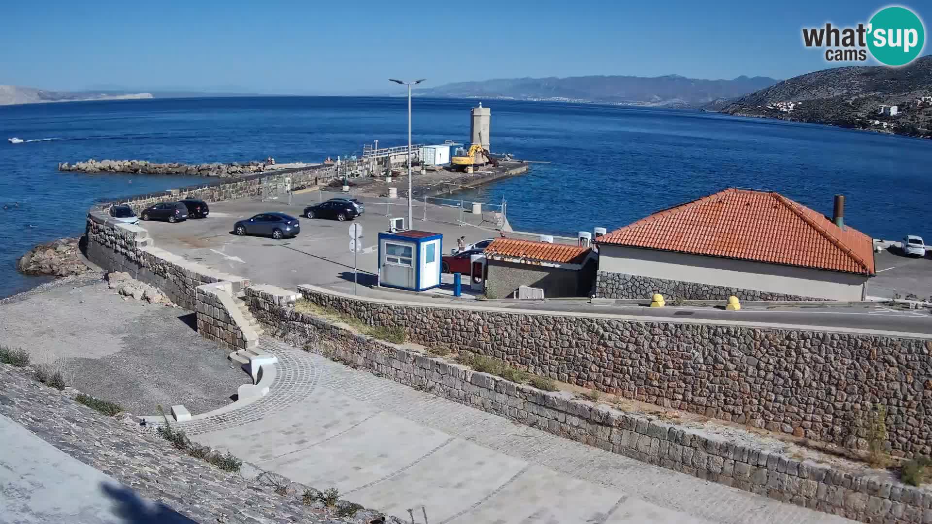 Senj Hafen Webcam – Wellenbrecher & Leuchtturm Liveblick