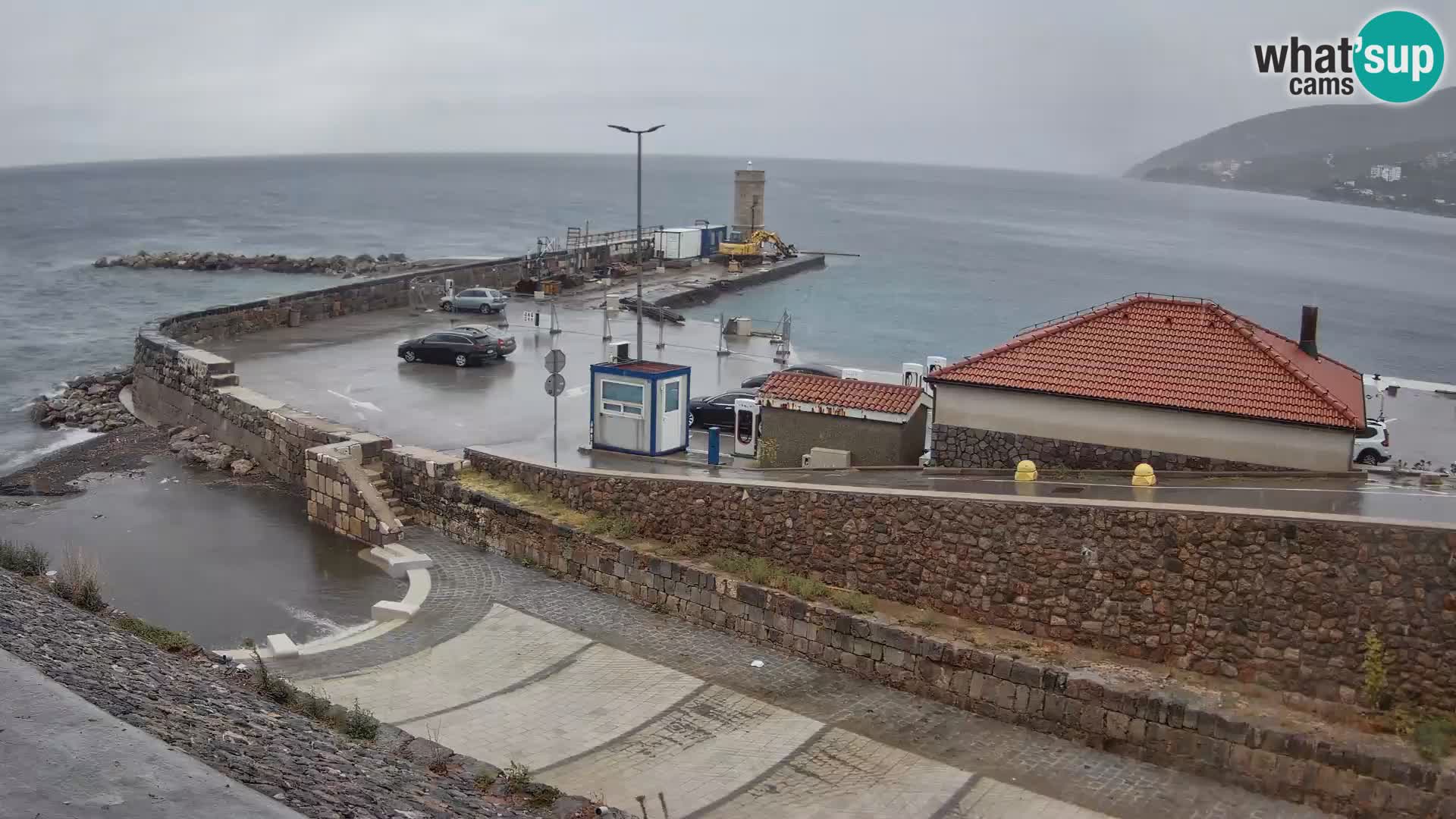Webcam Porto di Segna – Frangiflutti e Faro in diretta