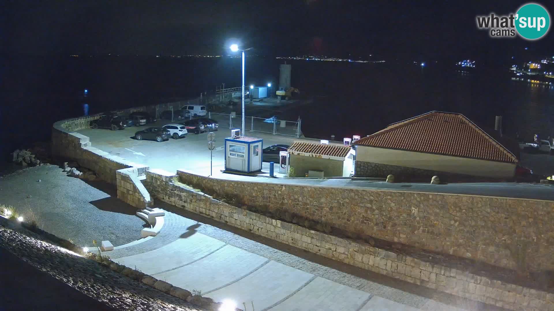 Webcam puerto de Senj – Rompeolas y faro en directo