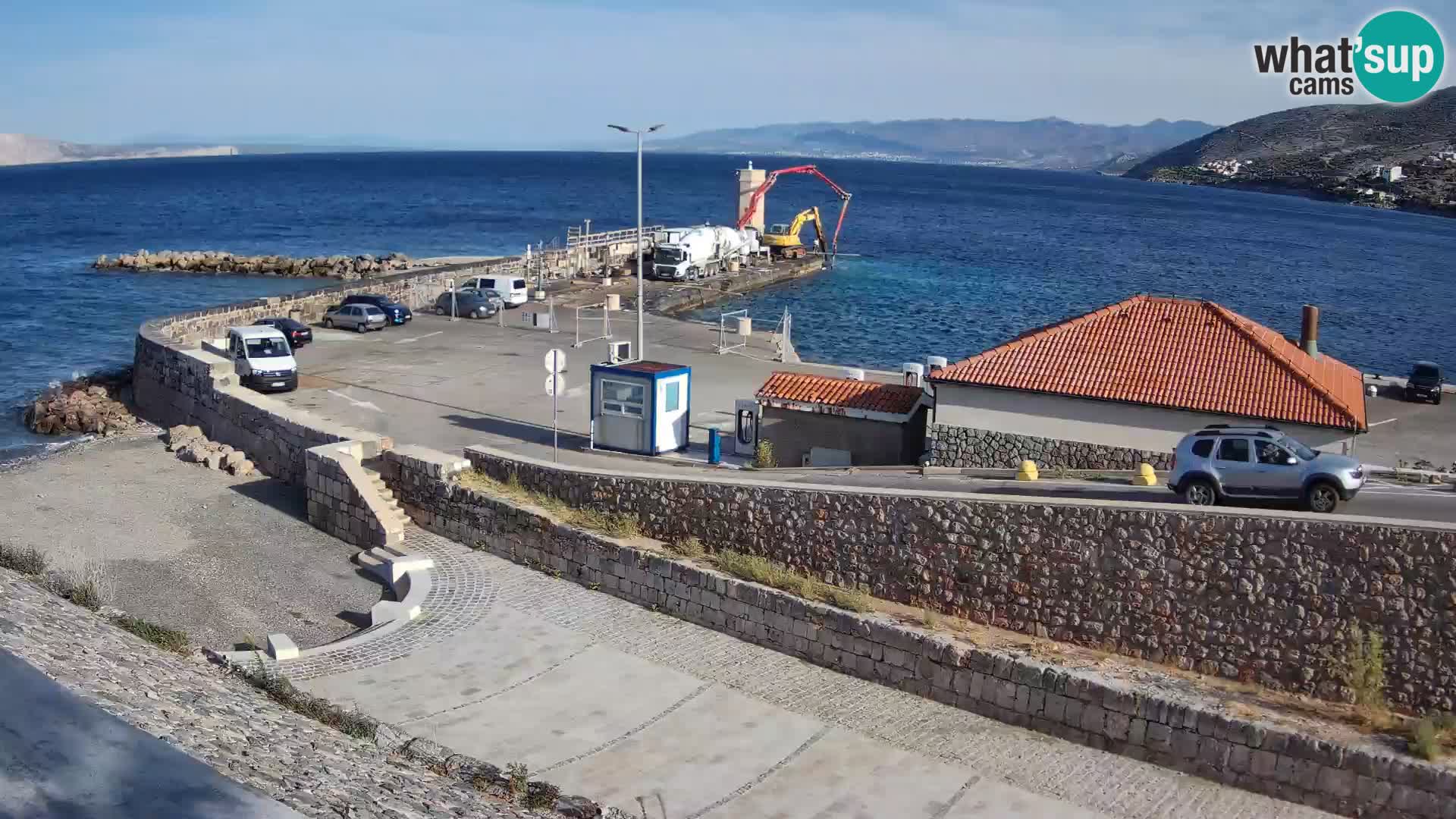 Senj Hafen Webcam – Wellenbrecher & Leuchtturm Liveblick