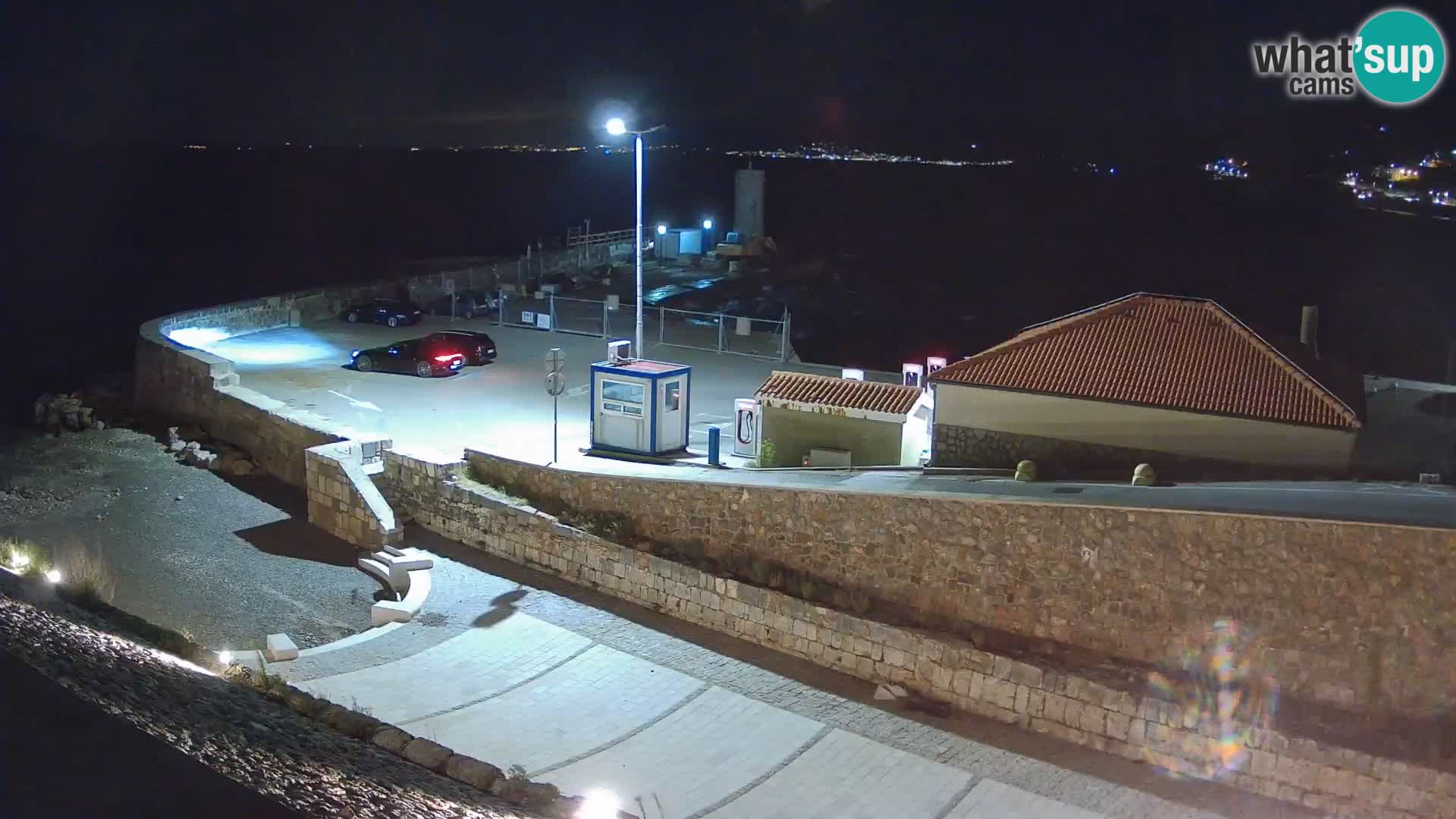 Webcam port de Senj – Vue sur la jetée et le phare