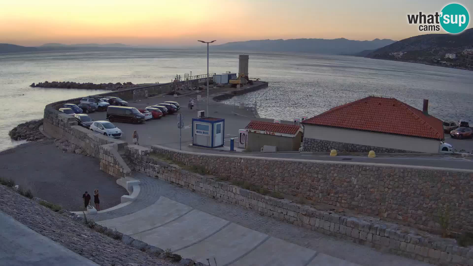 Senj Hafen Webcam – Wellenbrecher & Leuchtturm Liveblick