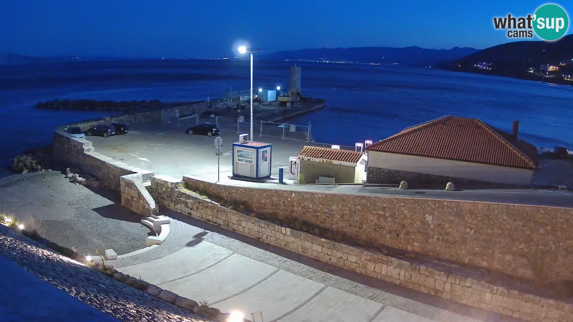 Webcam puerto de Senj – Rompeolas y faro en directo