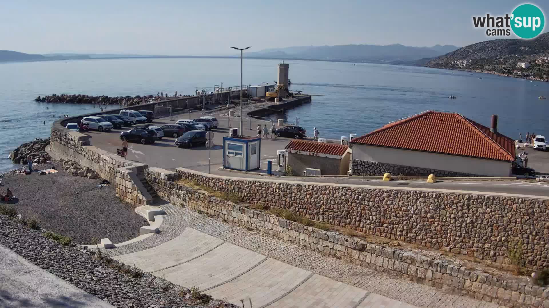 Web kamera Senj luka – Lukobran i svjetionik uživo