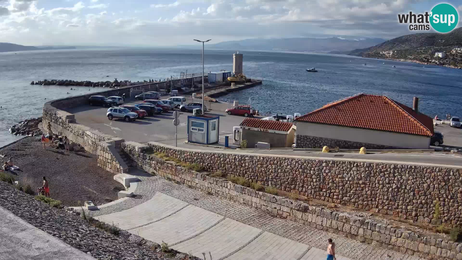 Webcam port de Senj – Vue sur la jetée et le phare