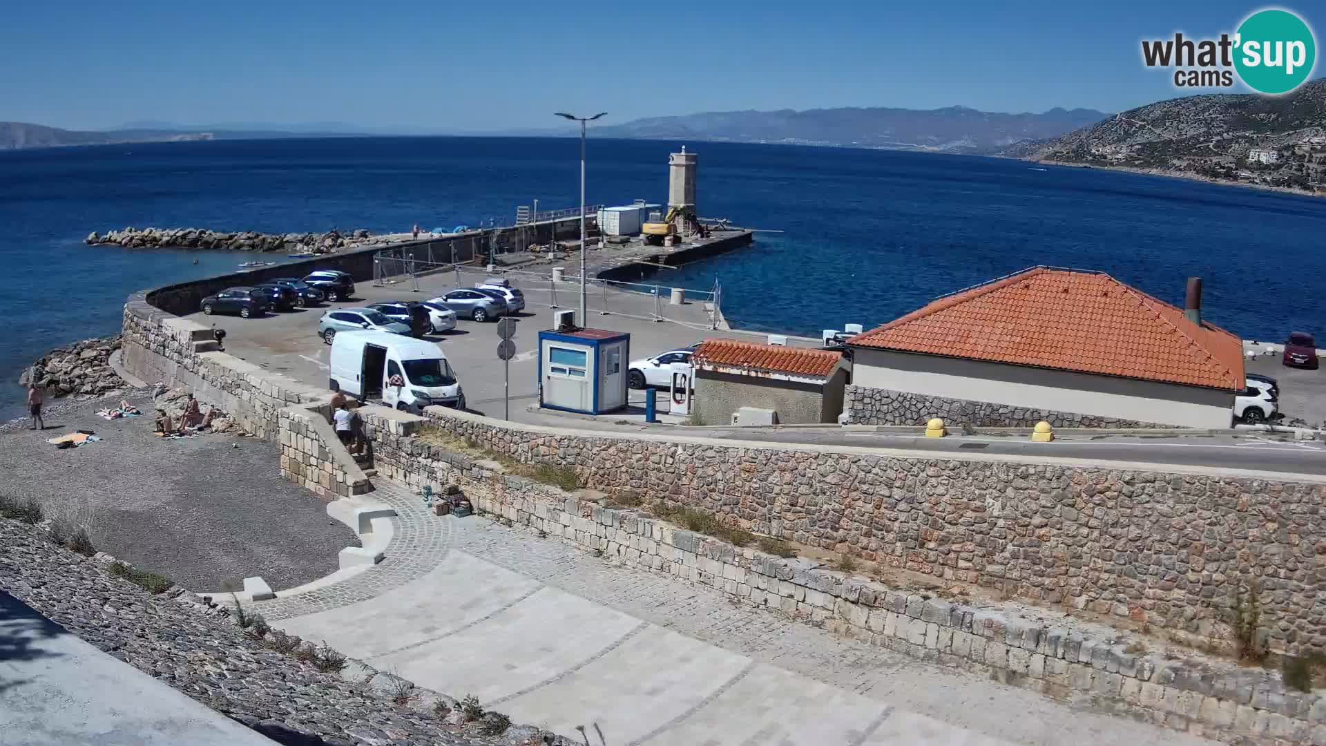 Webcam Porto di Segna – Frangiflutti e Faro in diretta