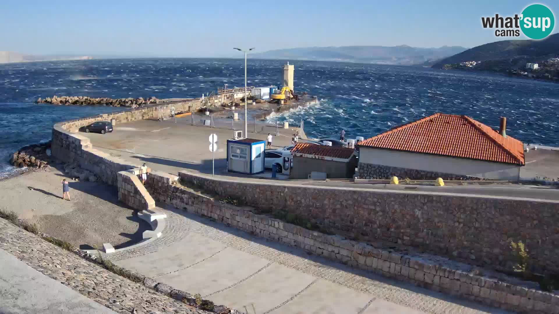 Webcam puerto de Senj – Rompeolas y faro en directo