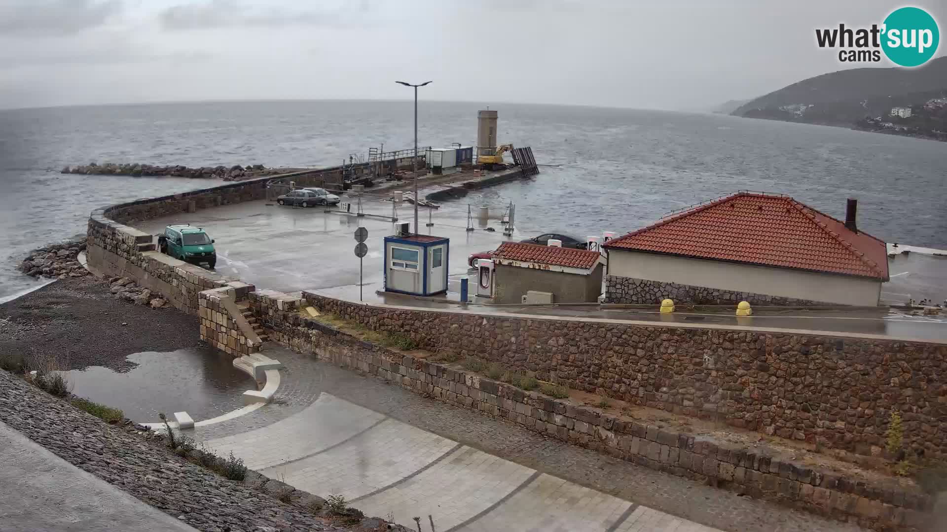 Webcam Porto di Segna – Frangiflutti e Faro in diretta