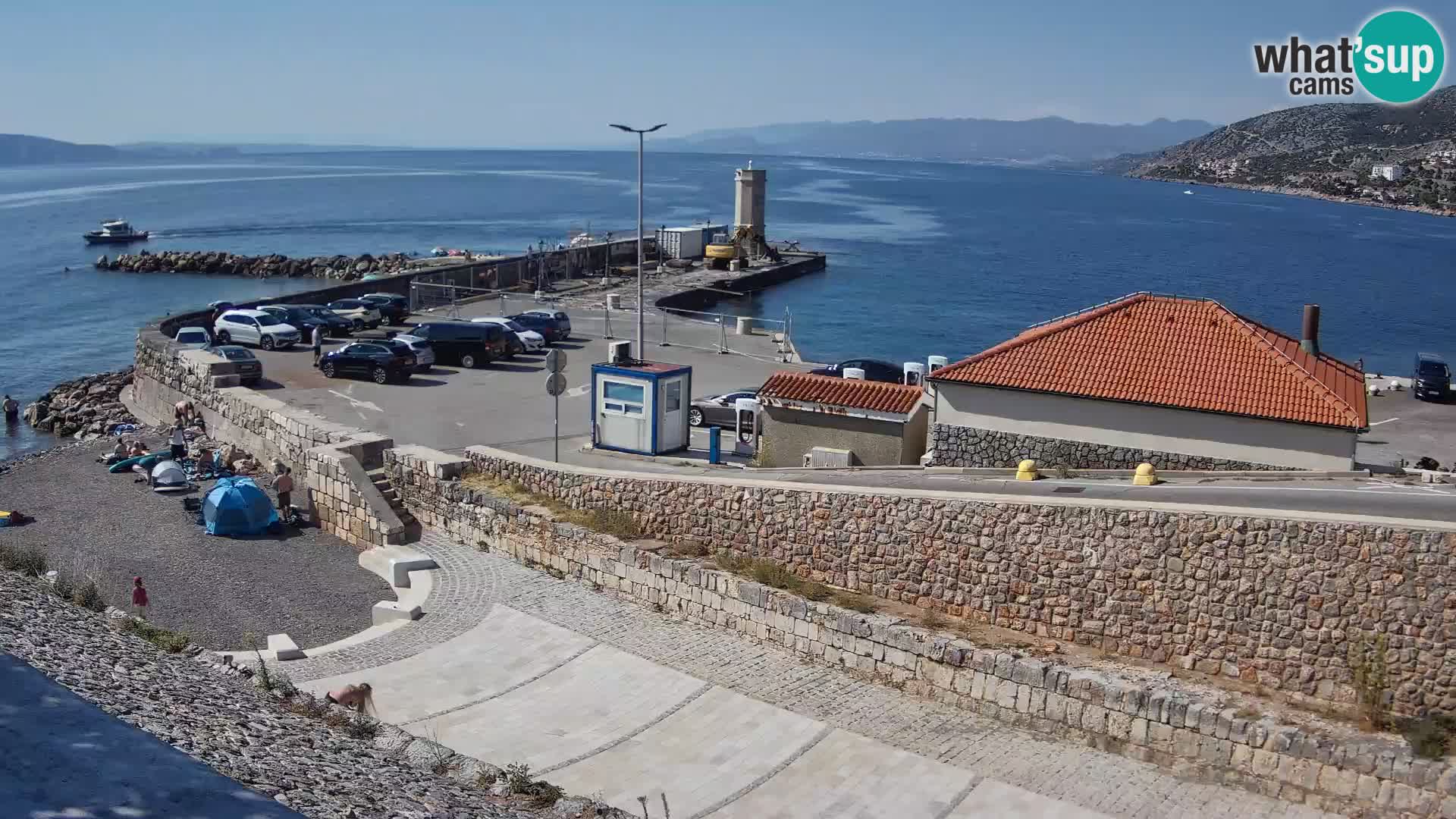 Webcam port de Senj – Vue sur la jetée et le phare