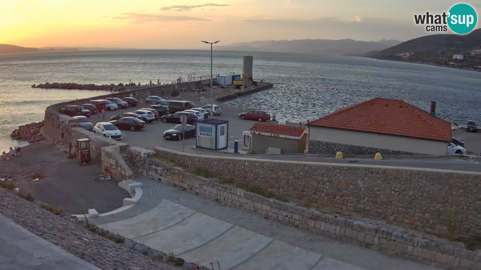 Webcam port de Senj – Vue sur la jetée et le phare