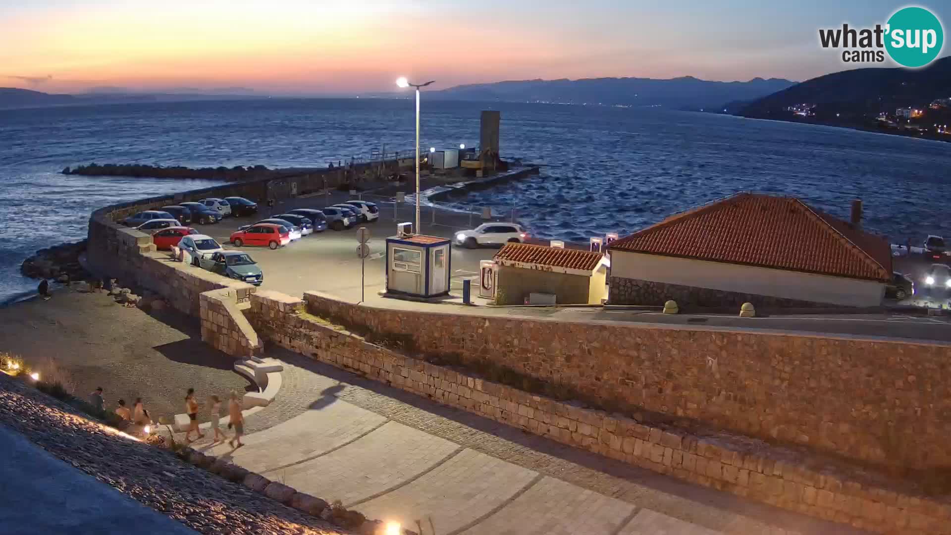 Webcam port de Senj – Vue sur la jetée et le phare