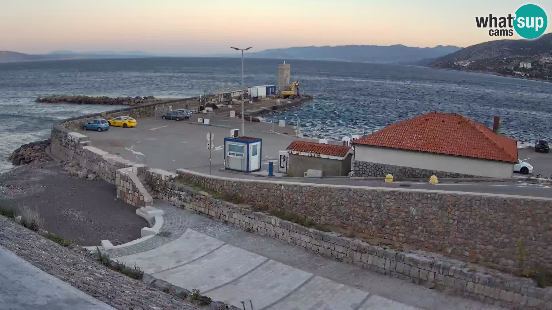 Webcam port de Senj – Vue sur la jetée et le phare