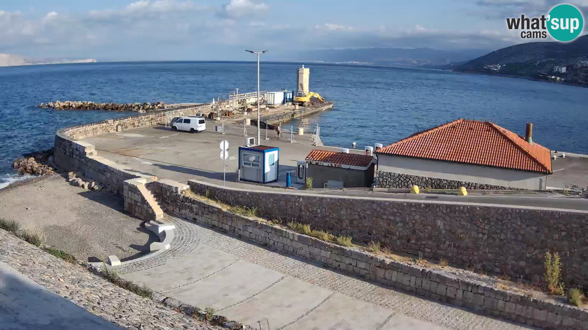 Senj Hafen Webcam – Wellenbrecher & Leuchtturm Liveblick