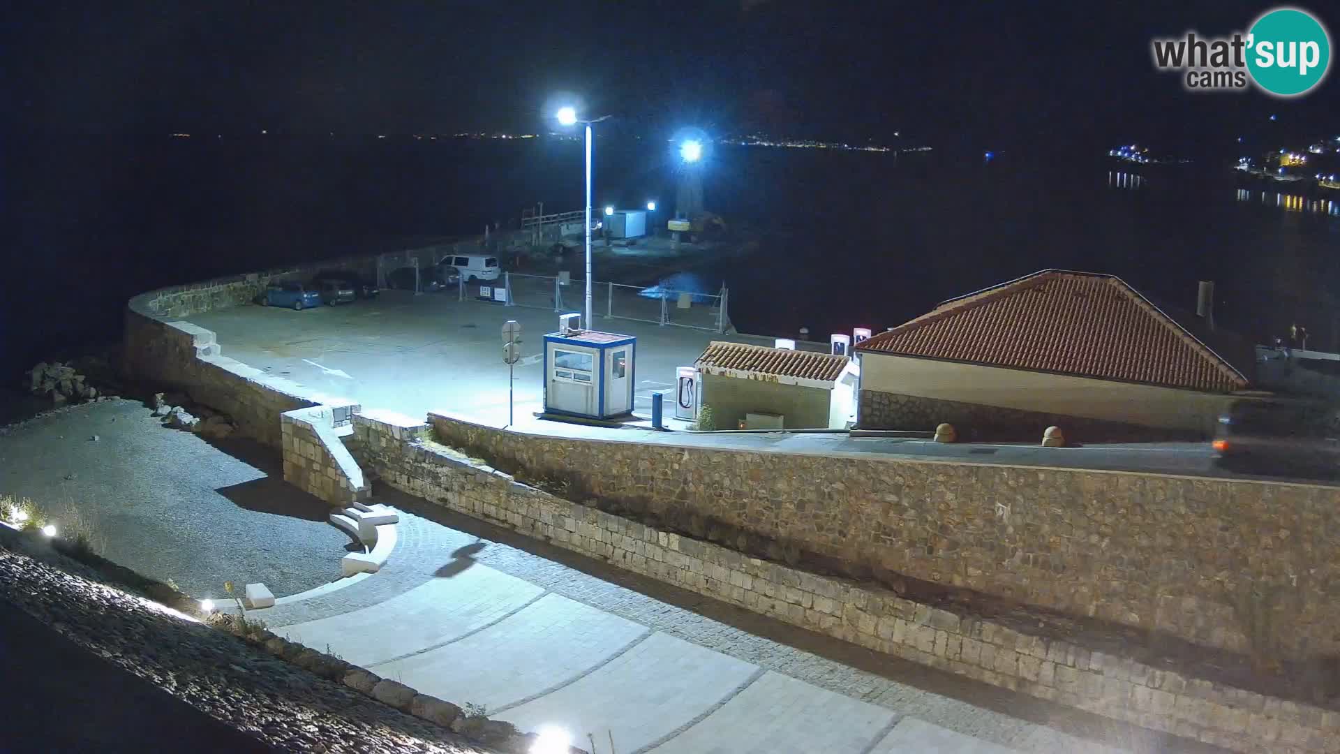 Webcam puerto de Senj – Rompeolas y faro en directo