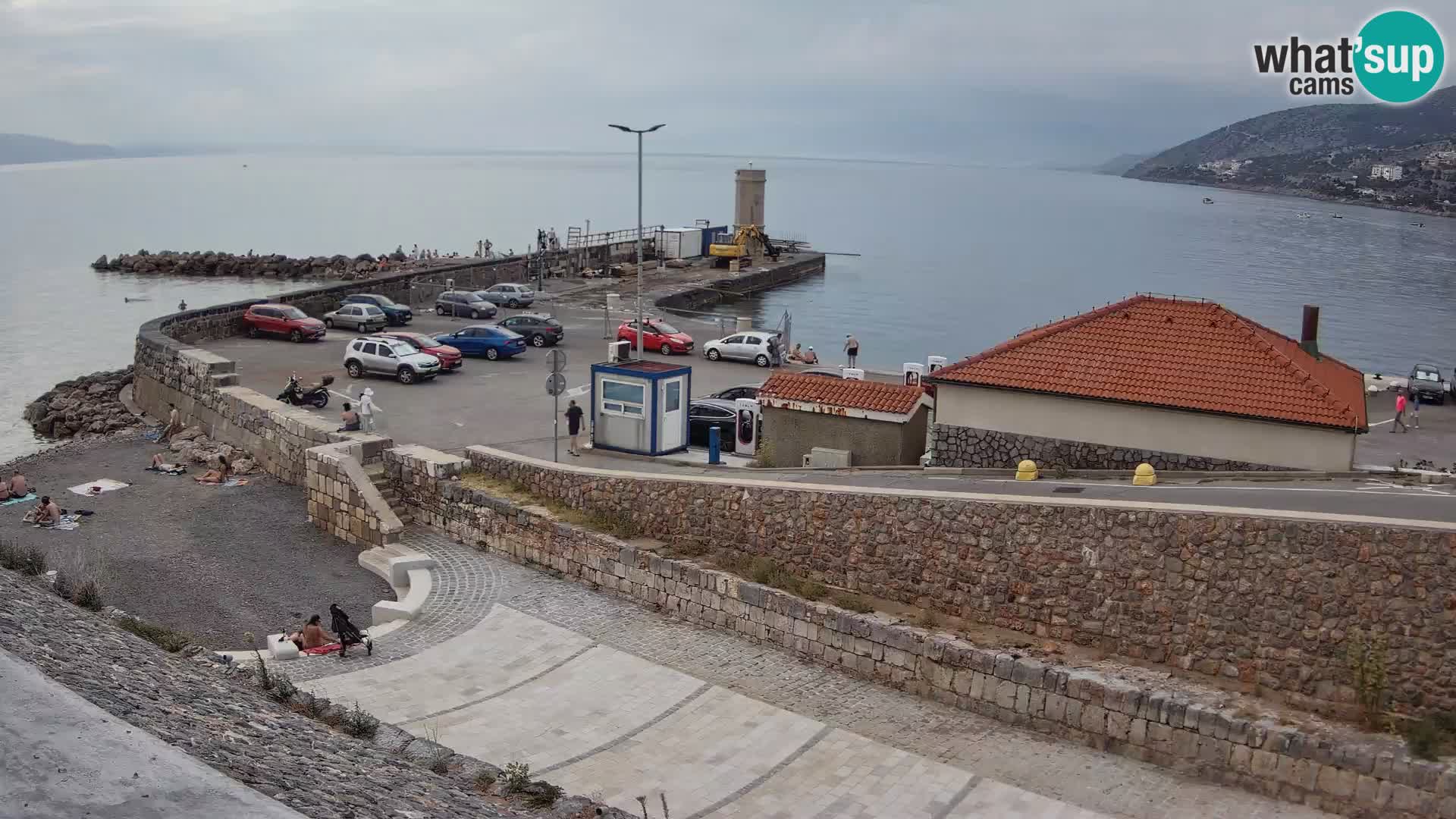 Webcam Porto di Segna – Frangiflutti e Faro in diretta
