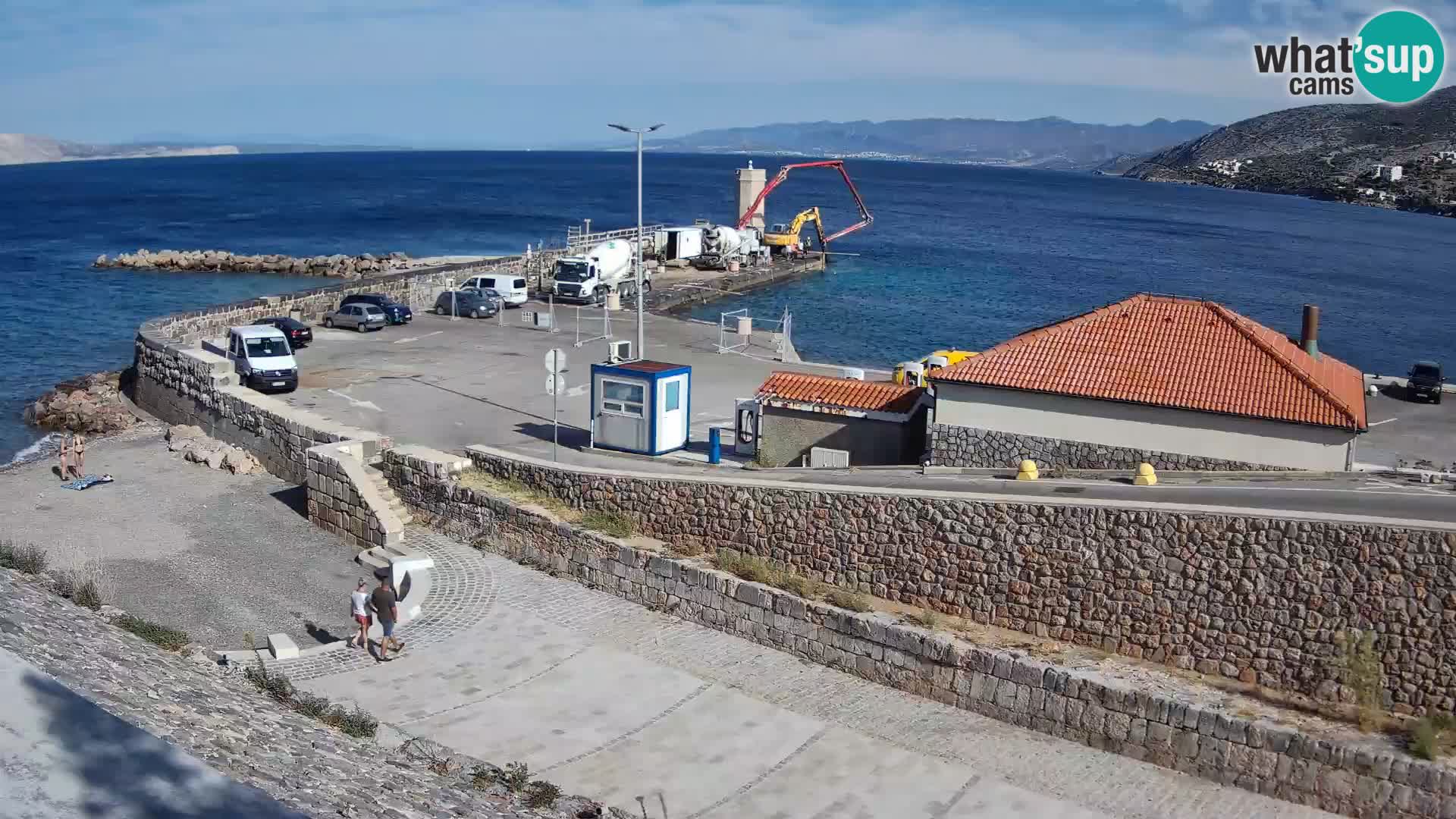 Webcam Porto di Segna – Frangiflutti e Faro in diretta