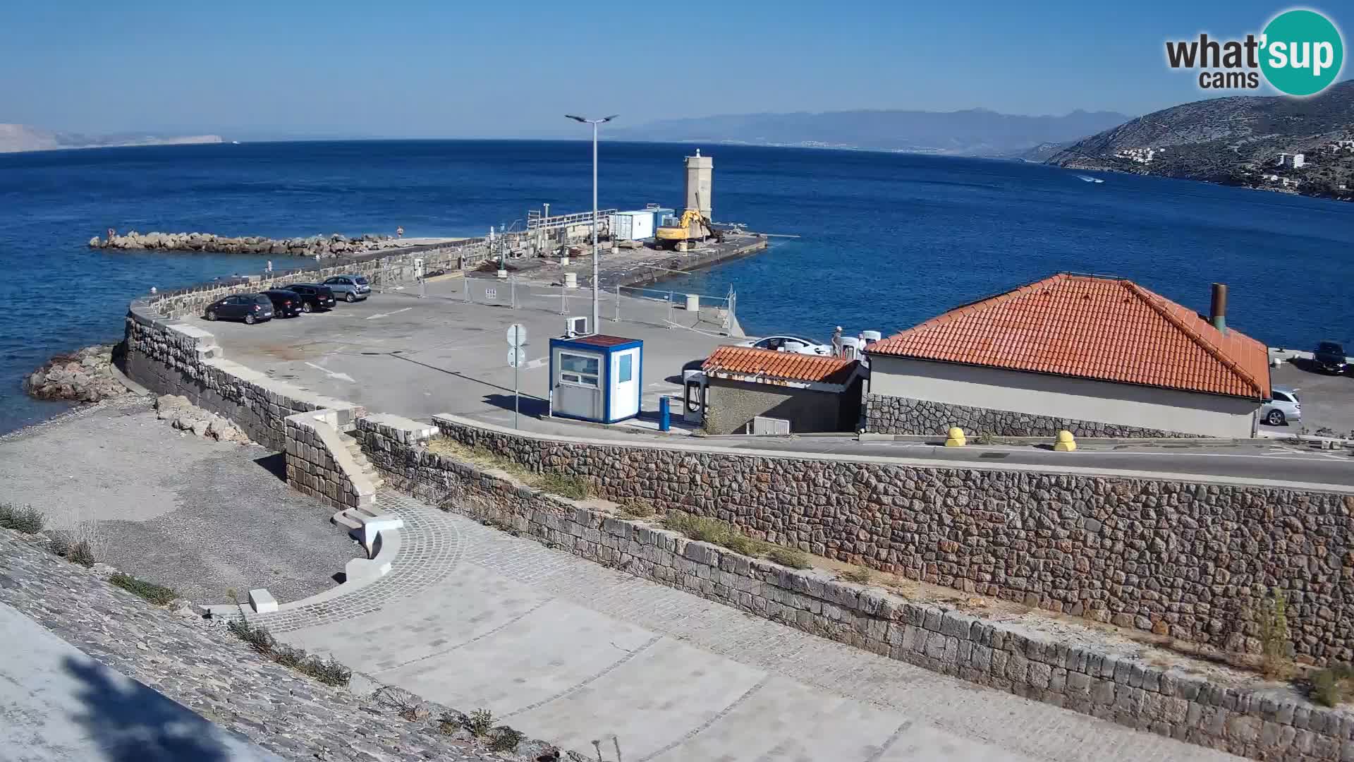 Senj Hafen Webcam – Wellenbrecher & Leuchtturm Liveblick