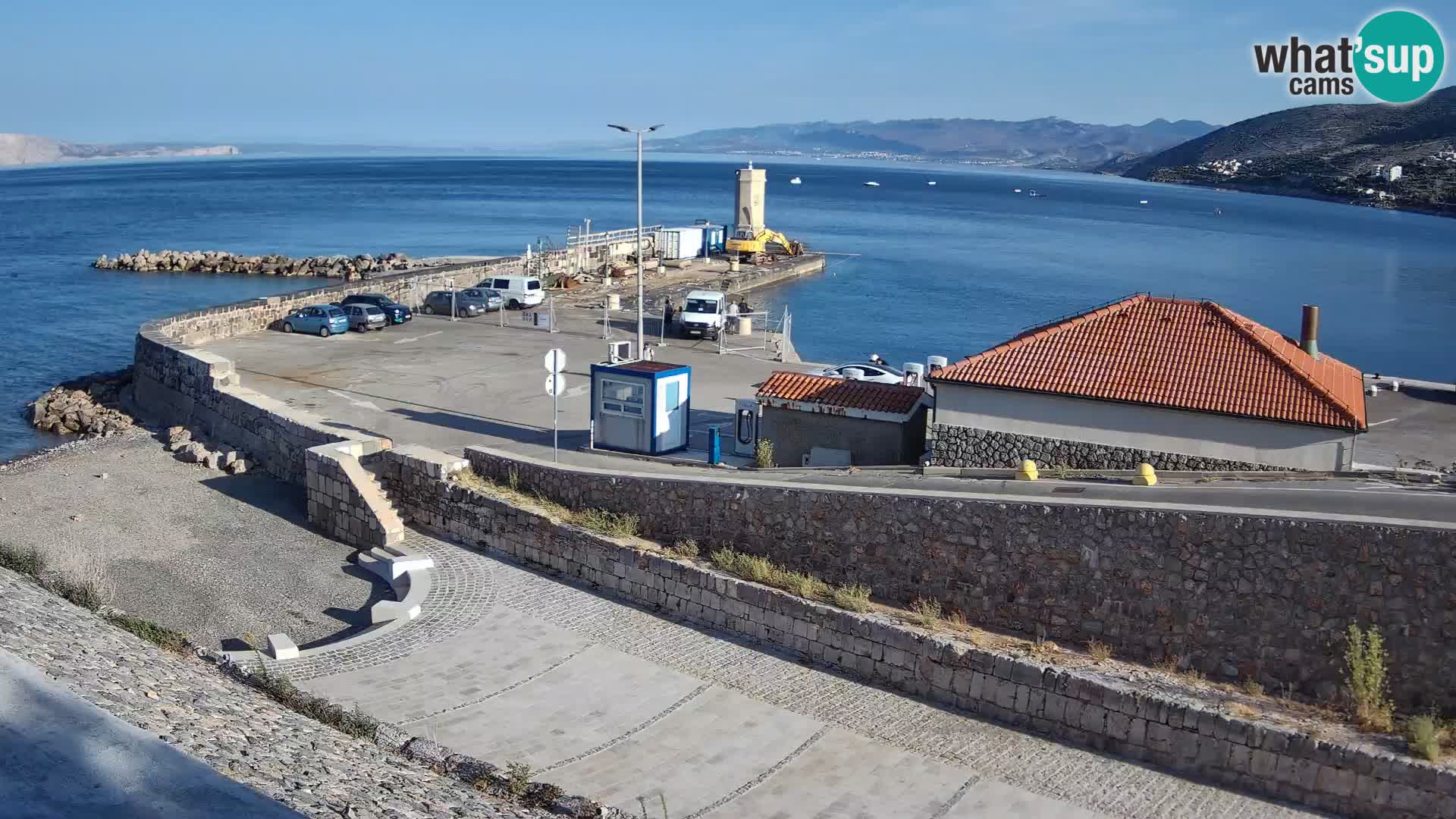 Web kamera Senj luka – Lukobran i svjetionik uživo