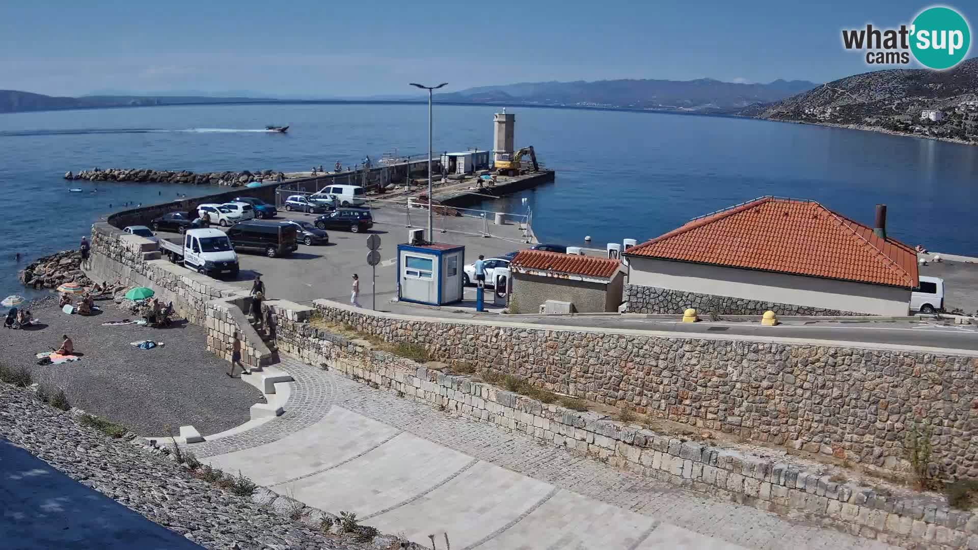 Webcam port de Senj – Vue sur la jetée et le phare