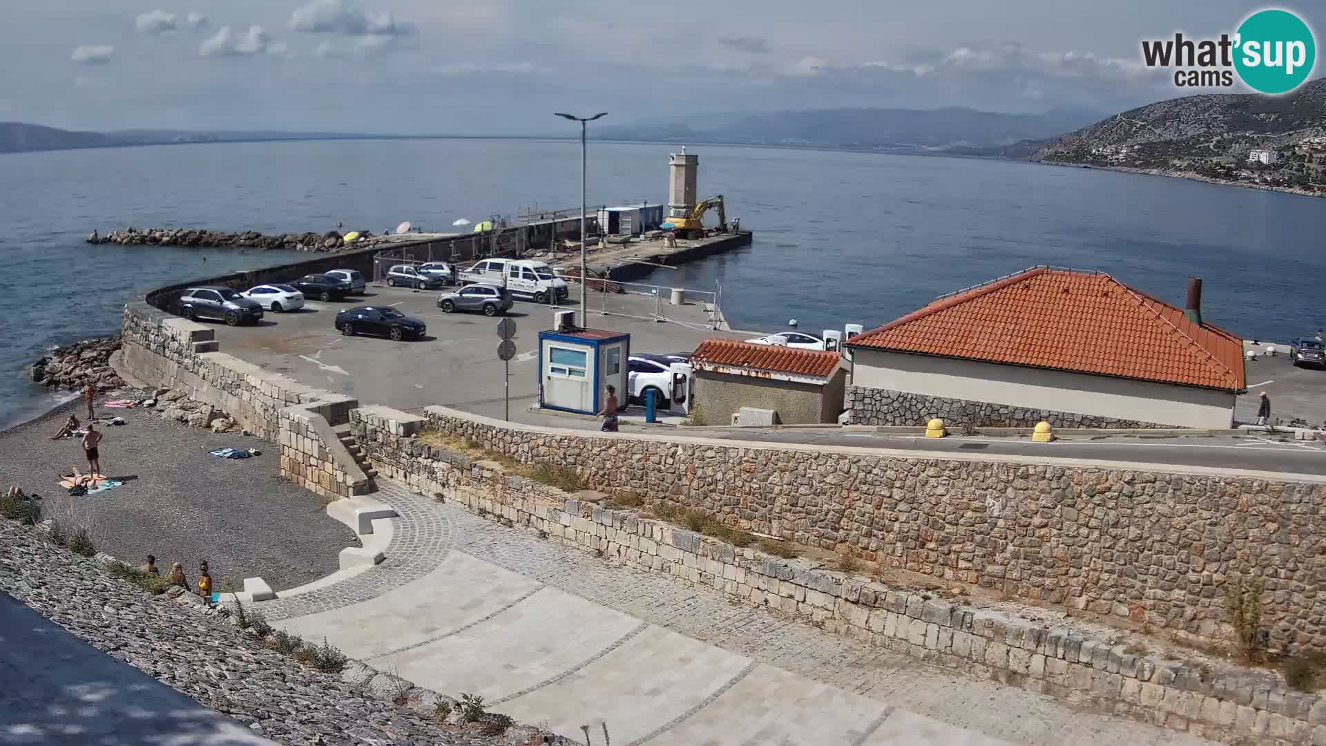 Webcam port de Senj – Vue sur la jetée et le phare