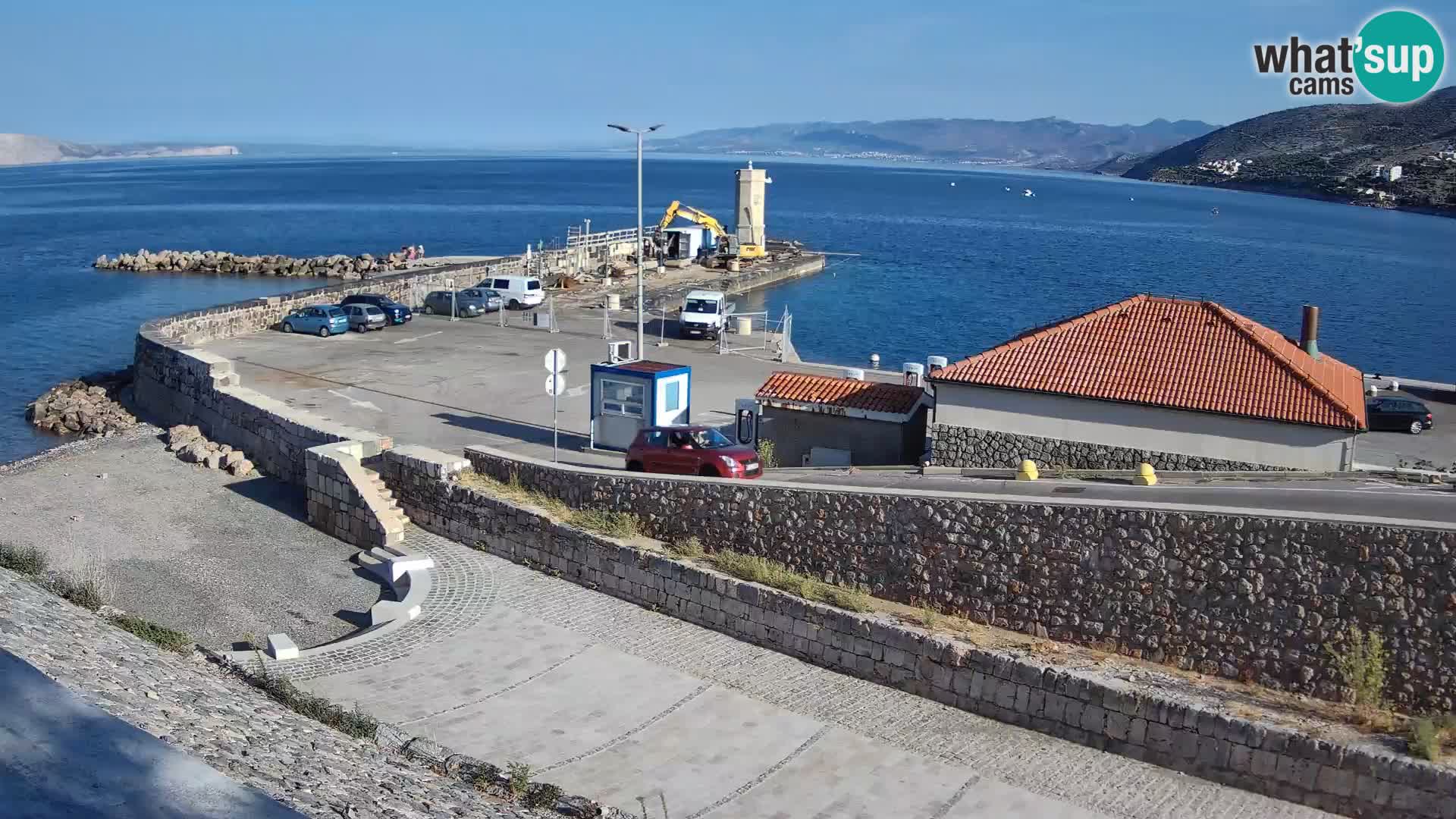 Webcam port de Senj – Vue sur la jetée et le phare
