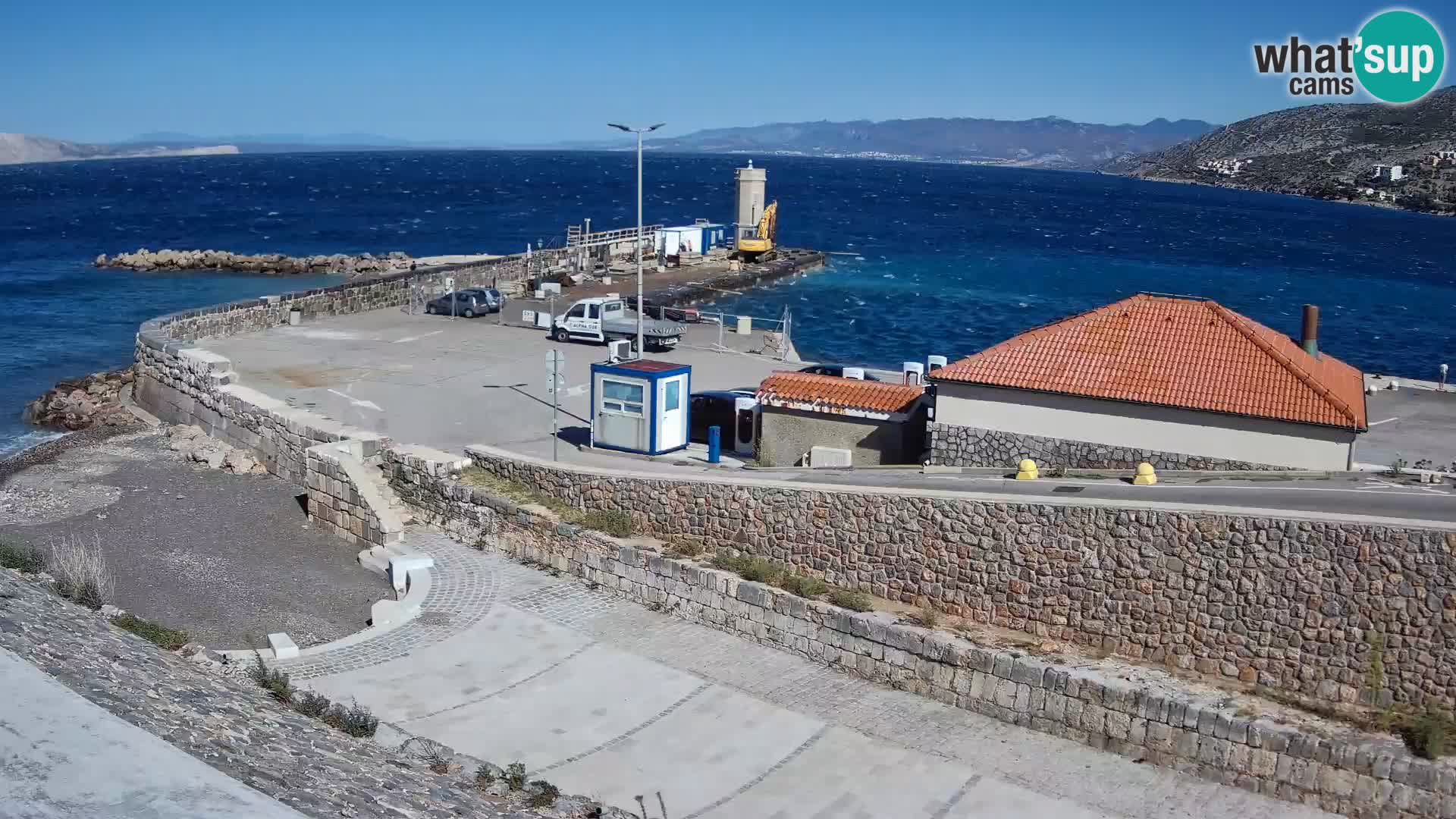 Webcam puerto de Senj – Rompeolas y faro en directo