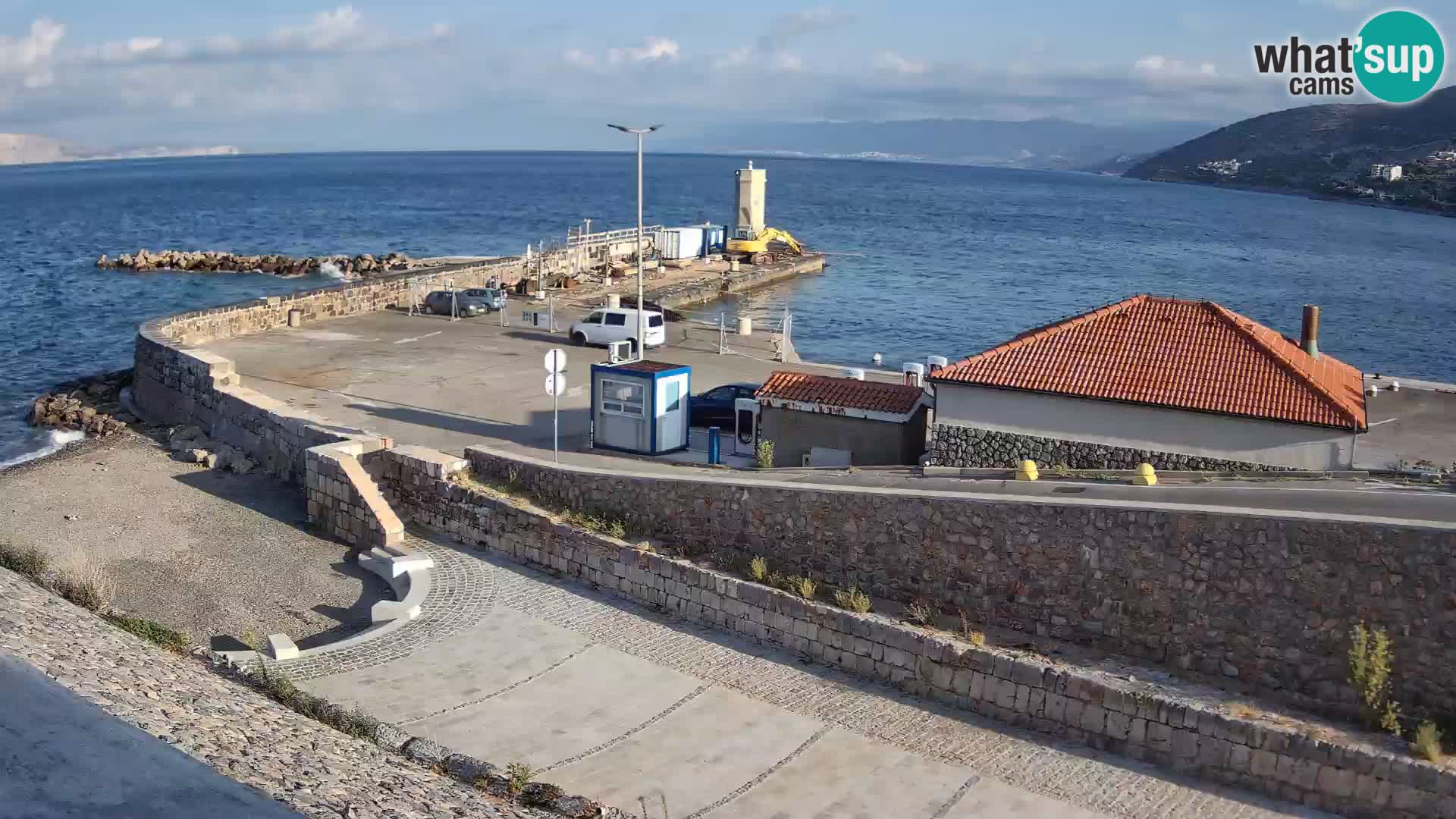 Webcam port de Senj – Vue sur la jetée et le phare