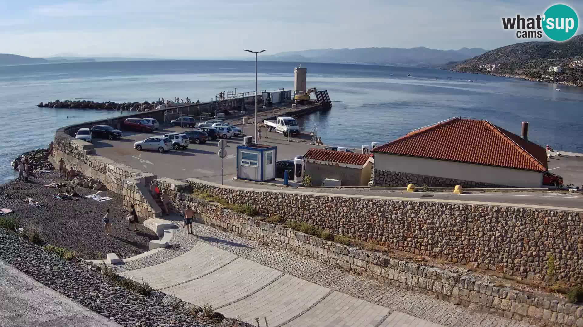 Web kamera Senj luka – Lukobran i svjetionik uživo