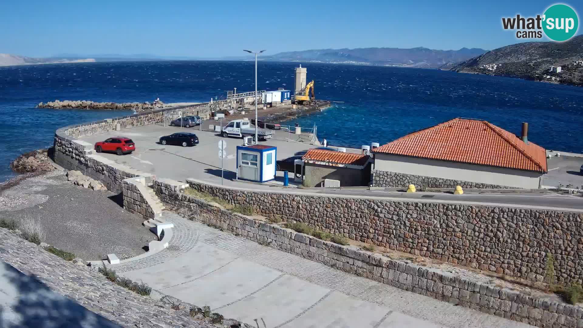 Senj Hafen Webcam – Wellenbrecher & Leuchtturm Liveblick