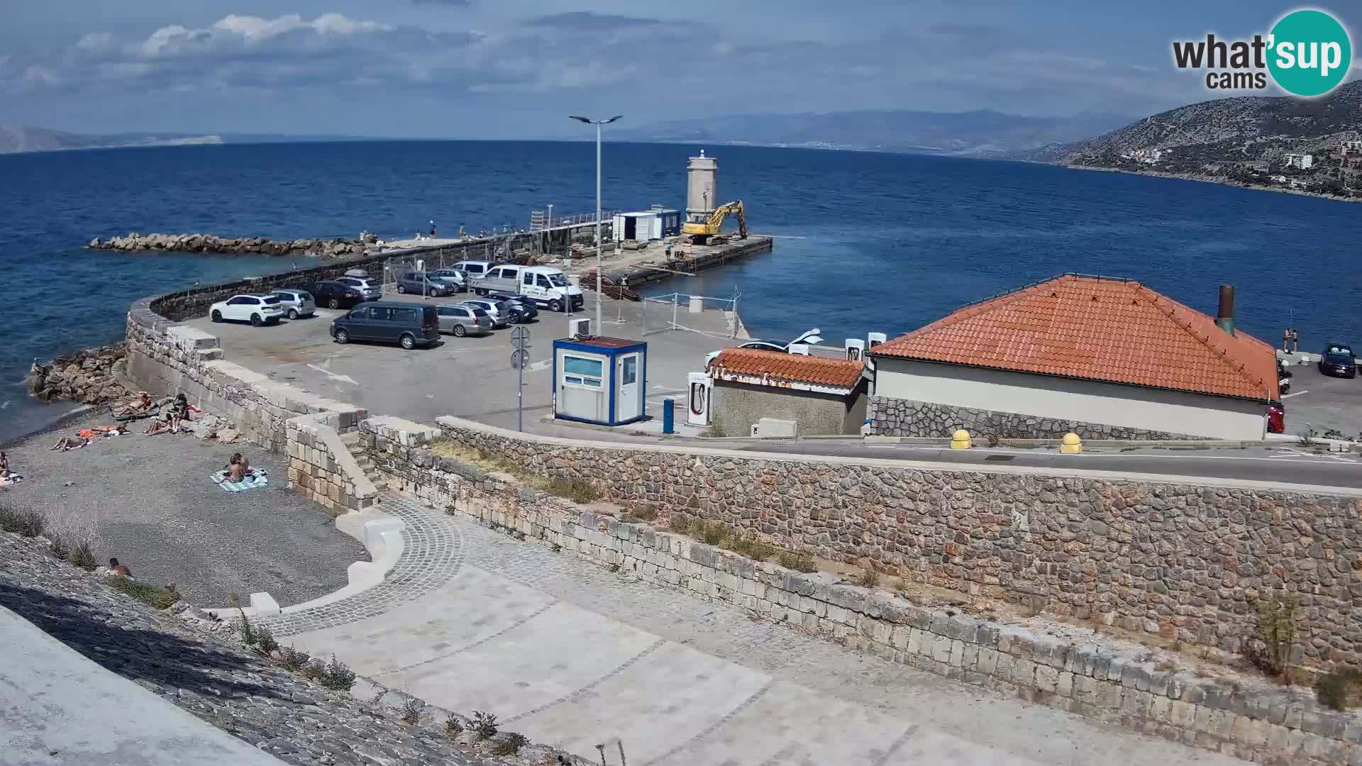 Senj Hafen Webcam – Wellenbrecher & Leuchtturm Liveblick