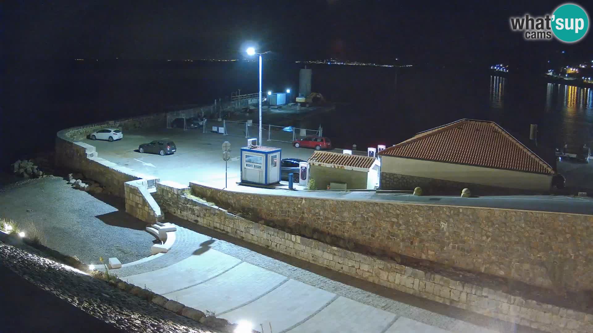 Webcam puerto de Senj – Rompeolas y faro en directo