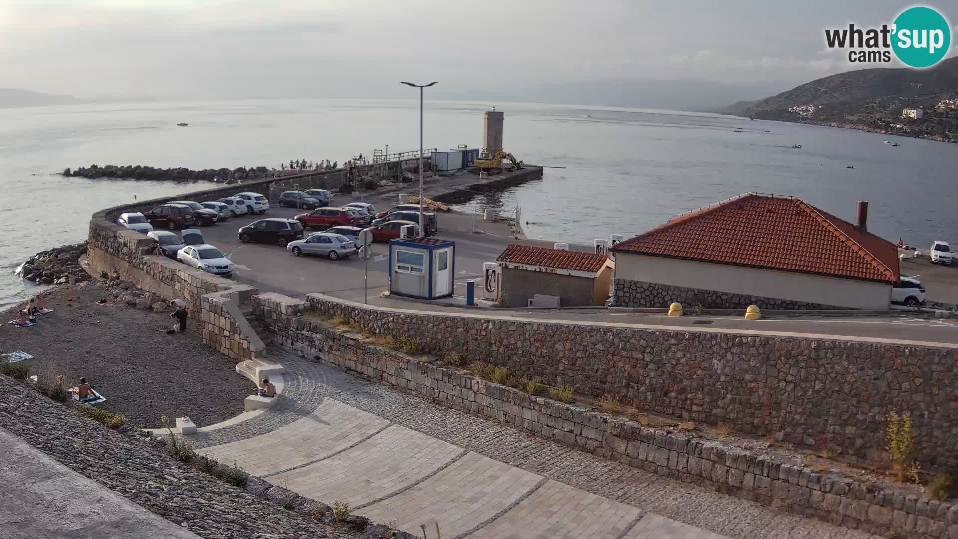 Web kamera Senj luka – Lukobran i svjetionik uživo