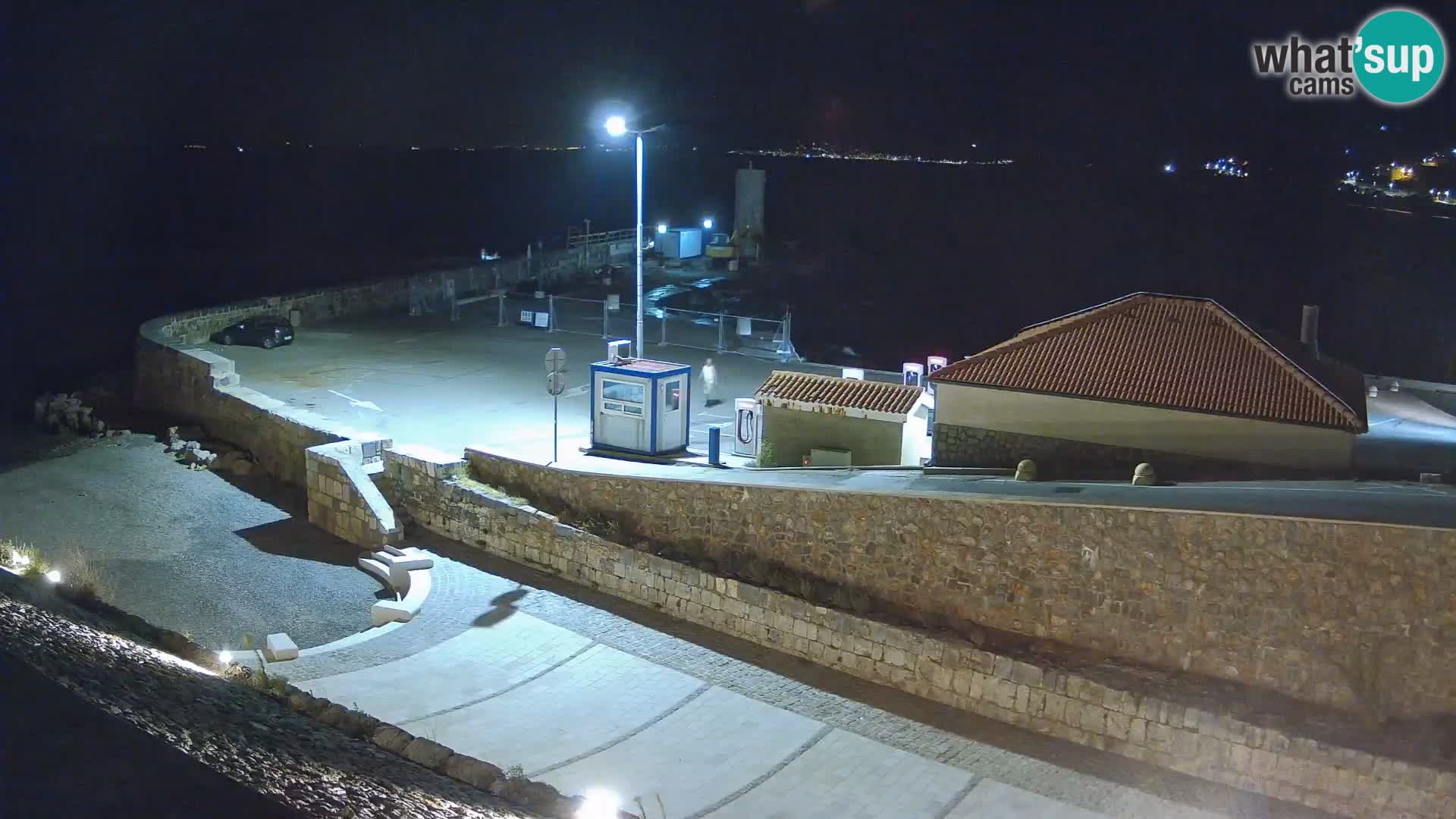 Webcam Porto di Segna – Frangiflutti e Faro in diretta