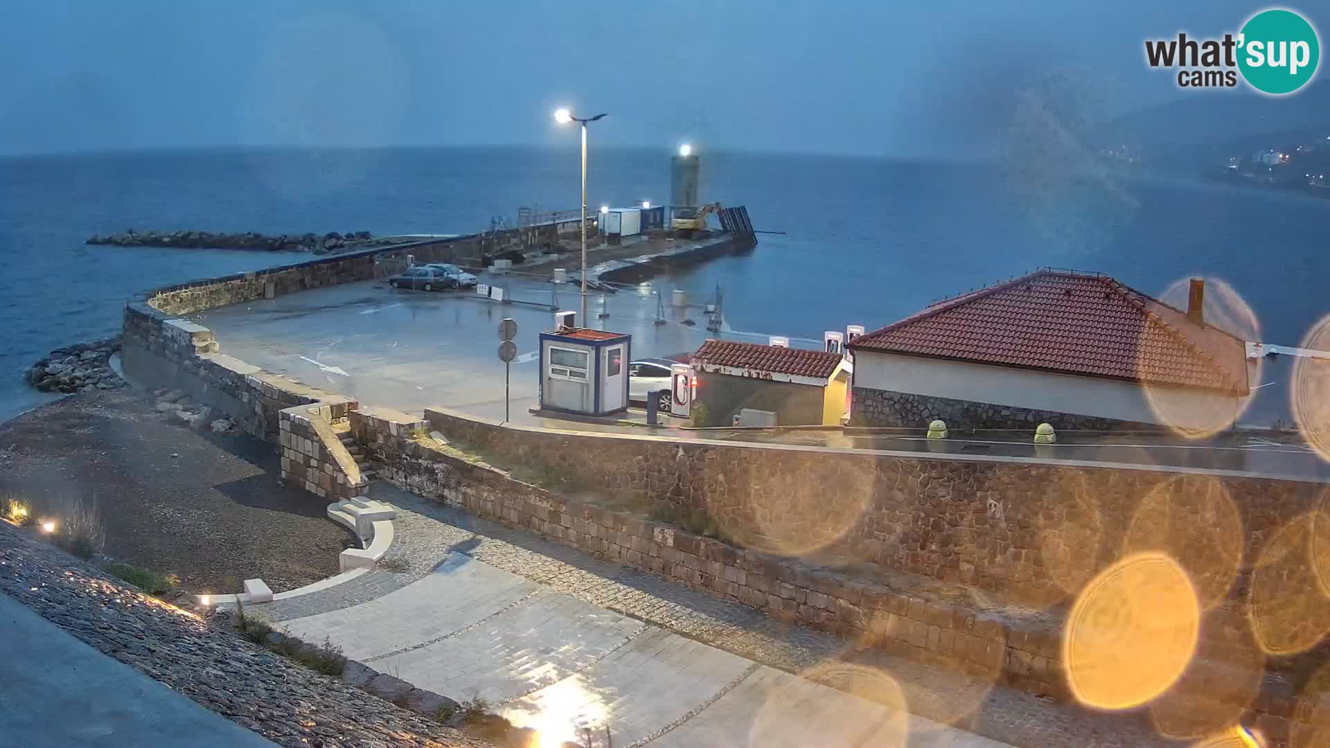 Senj Harbour Webcam – Breakwater & Lighthouse Live View