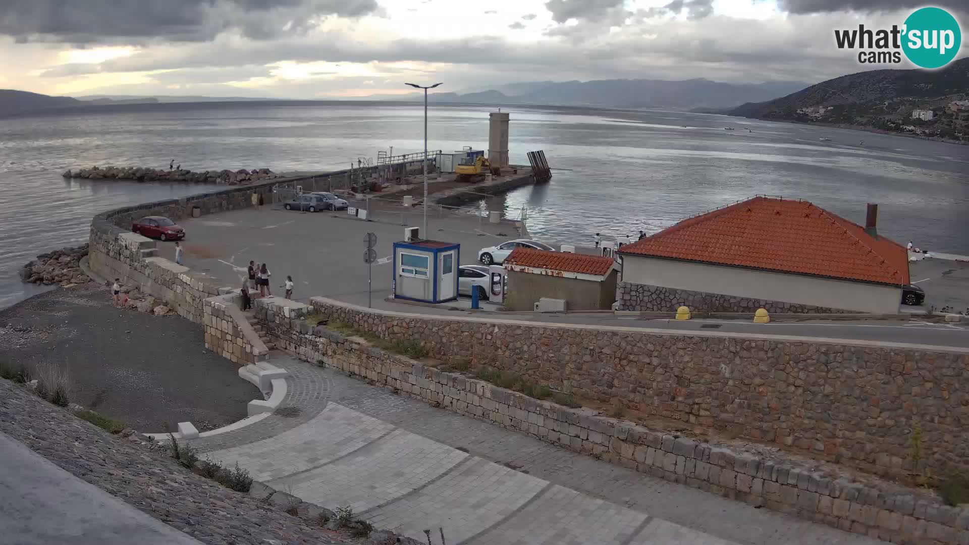 Webcam Porto di Segna – Frangiflutti e Faro in diretta