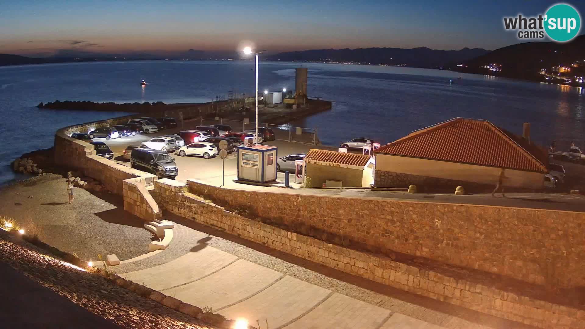 Web kamera Senj luka – Lukobran i svjetionik uživo