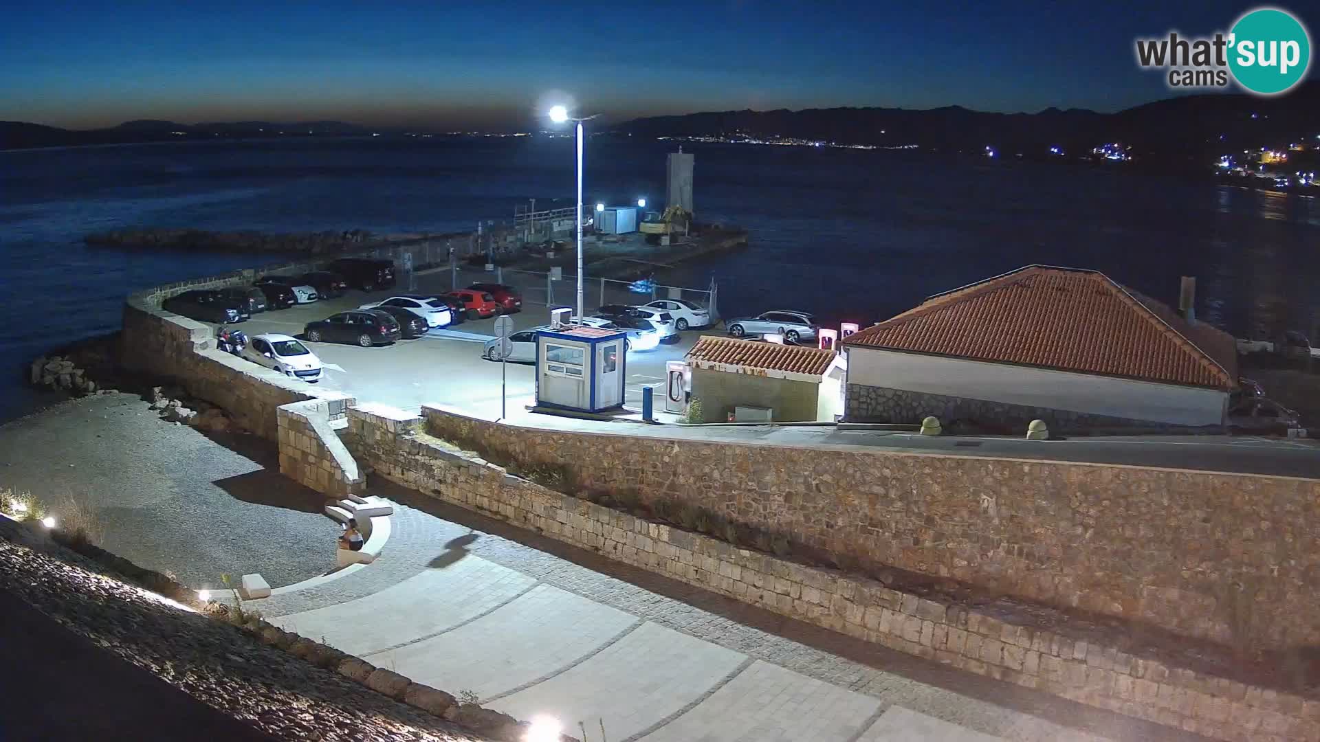 Webcam puerto de Senj – Rompeolas y faro en directo