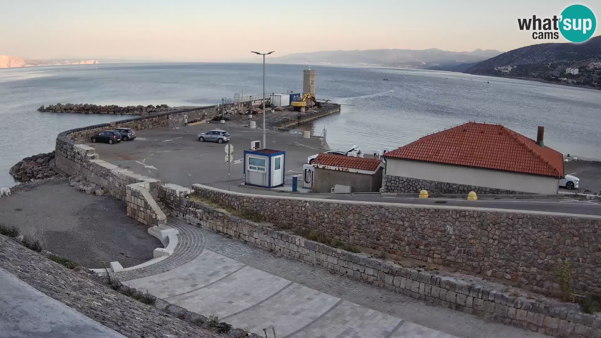 Webcam Porto di Segna – Frangiflutti e Faro in diretta