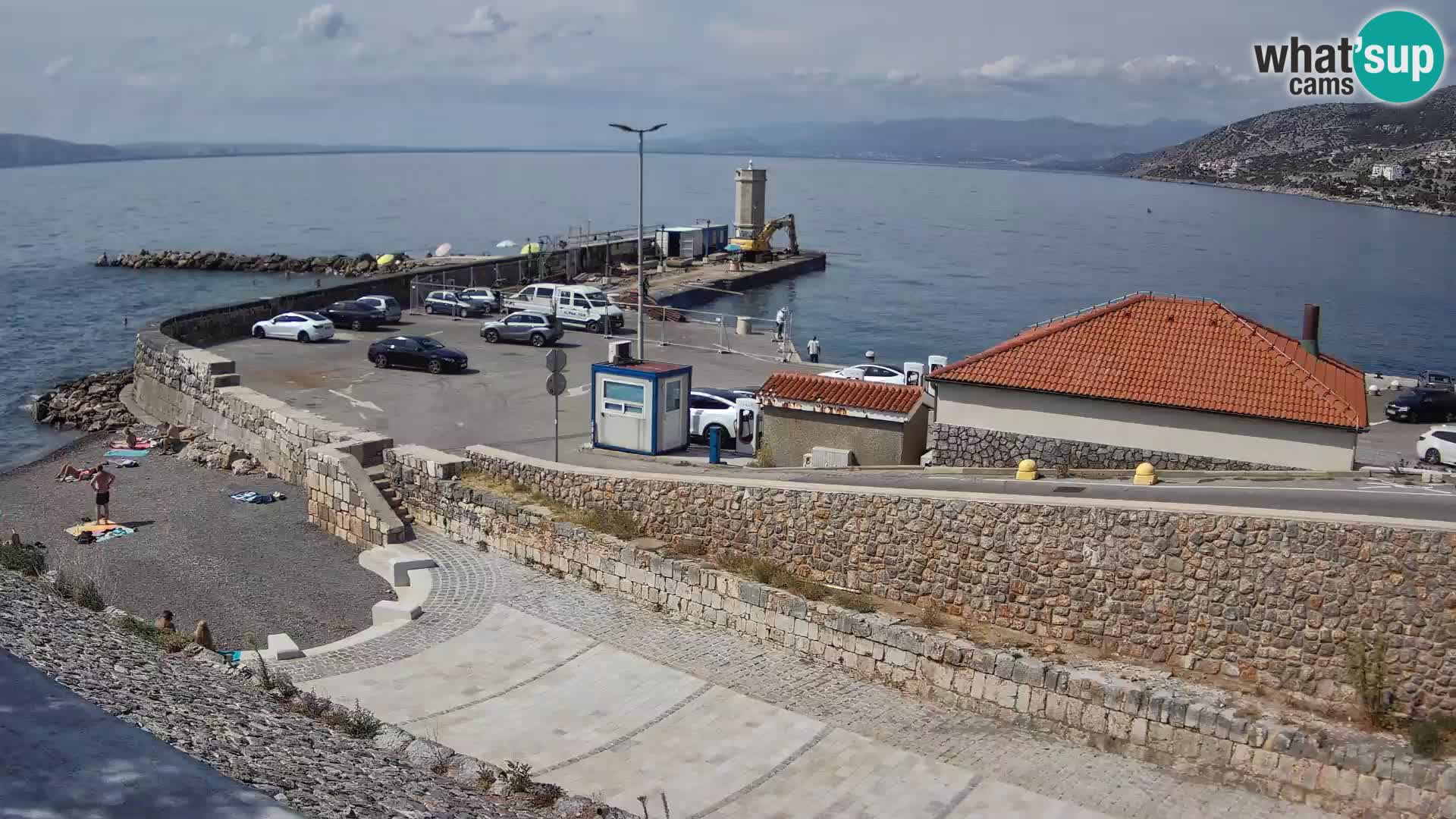 Webcam Porto di Segna – Frangiflutti e Faro in diretta