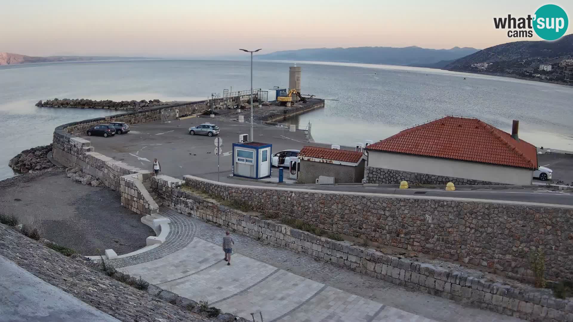 Webcam port de Senj – Vue sur la jetée et le phare